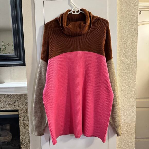 Free People Softly Structured Colorblock Oversized Turtleneck Sweater Medium - Picture 8 of 11